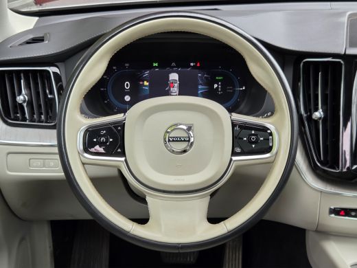 Volvo  XC60 2.0 T8 Plug-in hybrid AWD Inscription | Bowers&Wilkins | Pano | Head-up | Trekhaak | Memory ActivLease financial lease