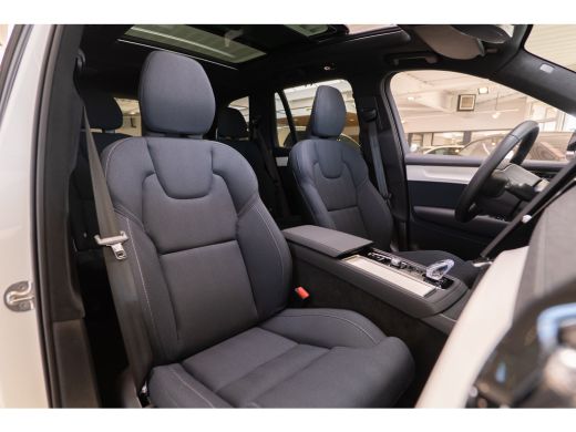 Volvo  XC90 T8 Ultra Dark | Navy Herringbone Weave  | Pano | Fiscaal &euro;99.000,-! | Crystal White! ActivLease financial lease