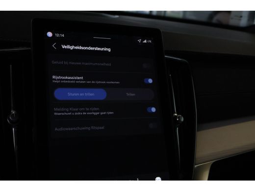 Volvo  XC90 T8 Ultra Dark | Navy Herringbone Weave  | Pano | Fiscaal &euro;99.000,-! | Crystal White! ActivLease financial lease