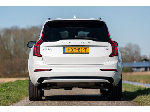 Volvo  XC90 T8 Ultra Dark | Navy Herringbone Weave  | Pano | Fiscaal &euro;99.000,-! | Crystal White! ActivLease financial lease