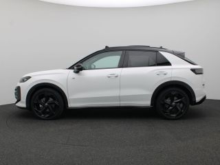 Volkswagen T-Roc 1.5 eTsi R-Line First Edition 150PK DSG Pano-Schuifdak, Trekhaak, Black Style, 20" LM Velgen, Key...