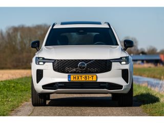 Volvo  XC90 T8 Ultra Dark | Navy Herringbone Weave  | Pano | Fiscaal &euro;99.000,-! | Crystal White!