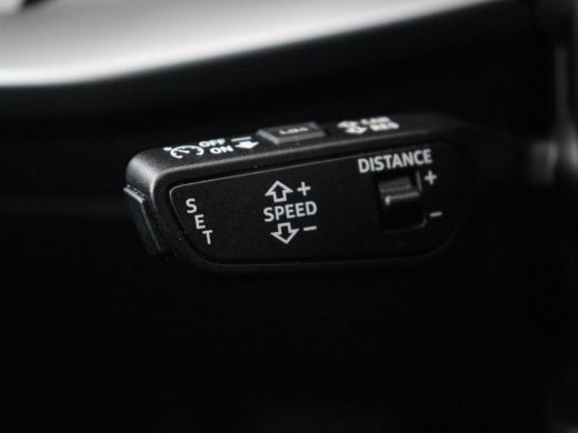 Audi A3 Limousine 30 TFSI Advanced edition | Stoelverwarming | Adaptive Cruise | Trekhaak | Carplay | LED... ActivLease financial lease