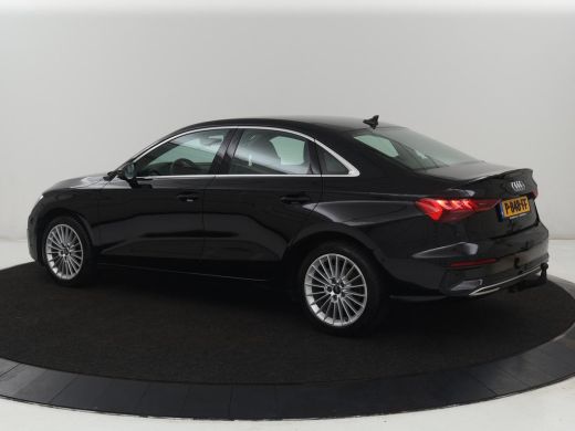 Audi A3 Limousine 30 TFSI Advanced edition | Stoelverwarming | Adaptive Cruise | Trekhaak | Carplay | LED... ActivLease financial lease