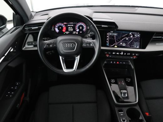 Audi A3 Limousine 30 TFSI Advanced edition | Stoelverwarming | Adaptive Cruise | Trekhaak | Carplay | LED... ActivLease financial lease