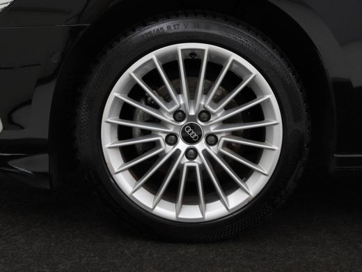 Audi A3 Limousine 30 TFSI Advanced edition | Stoelverwarming | Adaptive Cruise | Trekhaak | Carplay | LED... ActivLease financial lease