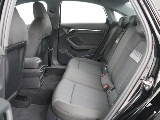 Audi A3 Limousine 30 TFSI Advanced edition | Stoelverwarming | Adaptive Cruise | Trekhaak | Carplay | LED... ActivLease financial lease