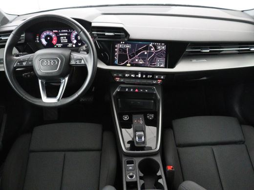 Audi A3 Limousine 30 TFSI Advanced edition | Stoelverwarming | Adaptive Cruise | Trekhaak | Carplay | LED... ActivLease financial lease