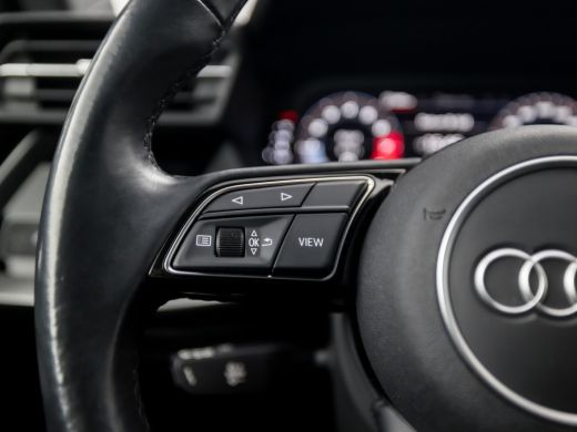 Audi A3 Sportback 35 TFSI Sport 150Pk Automaat (NIEUW MODEL, DRAADLOOS APPLE CARPLAY, GROOT NAVI, GETINT ... ActivLease financial lease