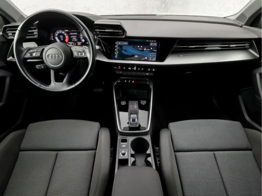 Audi A3 Sportback 35 TFSI Sport 150Pk Automaat (NIEUW MODEL, DRAADLOOS APPLE CARPLAY, GROOT NAVI, GETINT ... ActivLease financial lease