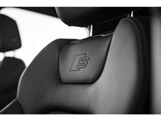 Audi Q7 Pro Line S | Achterbank plus | LED-koplampen | Optiekpakket zwart plus ActivLease financial lease