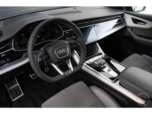 Audi Q8 60 TFSI e quattro Competition SQ8  PANO  CAM  ACC  LANE ASS  TREKHAAK LUCHTVERING ActivLease financial lease