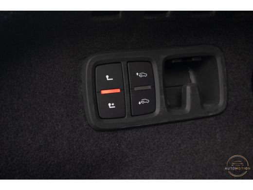 Audi Q8 60 TFSI e quattro Competition SQ8  PANO  CAM  ACC  LANE ASS  TREKHAAK LUCHTVERING ActivLease financial lease