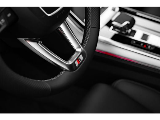 Audi Q8 Pro Line S Competition, (2024) | Adaptive cruise control | Bang & Olufsen Premium 3D | Glazen pan... ActivLease financial lease