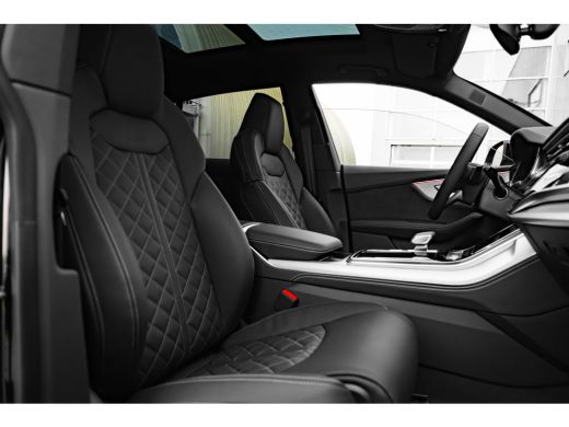 Audi Q8 Pro Line S Competition, (2024) | Adaptive cruise control | Bang & Olufsen Premium 3D | Glazen pan... ActivLease financial lease
