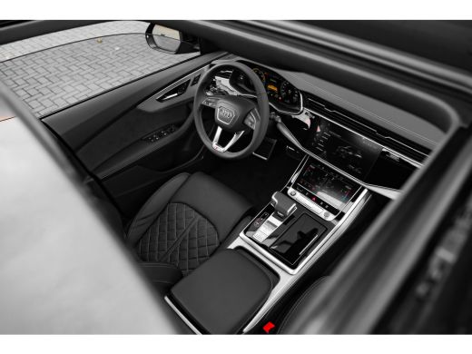 Audi Q8 Pro Line S Competition, (2024) | Adaptive cruise control | Bang & Olufsen Premium 3D | Glazen pan... ActivLease financial lease