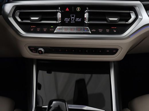 BMW 3 Serie 320i High Executive Edition | Panoramadak | Leder | Stoel & Stuurverwarming | Adaptive Cruise | S... ActivLease financial lease