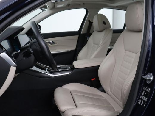 BMW 3 Serie 320i High Executive Edition | Panoramadak | Leder | Stoel & Stuurverwarming | Adaptive Cruise | S... ActivLease financial lease