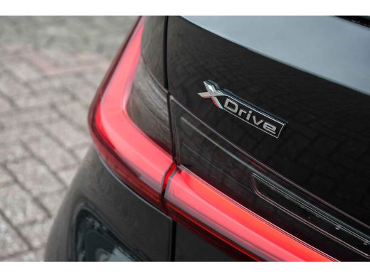 BMW 3 Serie Touring 330e xDrive M-Sport LCI-2 ACC el-zetels-leder HUD 19inch ActivLease financial lease