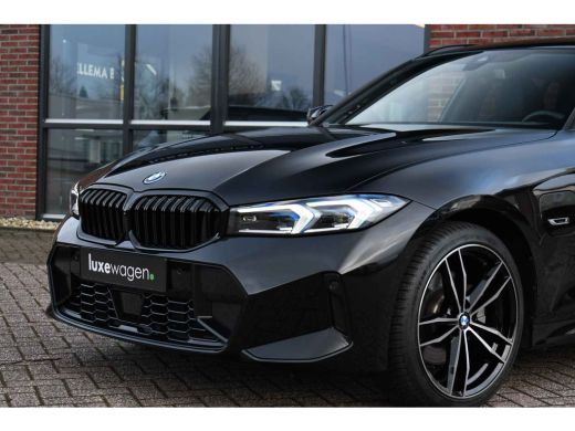 BMW 3 Serie Touring 330e xDrive M-Sport LCI-2 ACC el-zetels-leder HUD 19inch ActivLease financial lease