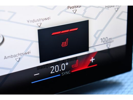 BMW 3 Serie Touring 330e xDrive M-Sport LCI-2 ACC el-zetels-leder HUD 19inch ActivLease financial lease