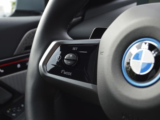 BMW i5 eDrive40 M Sport Pro Innovation | Zeer compleet ActivLease financial lease