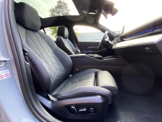 BMW i5 eDrive40 M Sport Pro Innovation | Zeer compleet ActivLease financial lease