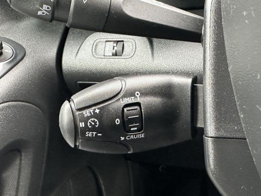 Citroën Berlingo 1.5 Hdi 102 PK / L1H1 / !! 6.491 KM !! / BIJRIJDERSBANK / CRUISE / AIRCO / APPLE CARPLAY / ANDROI... ActivLease financial lease