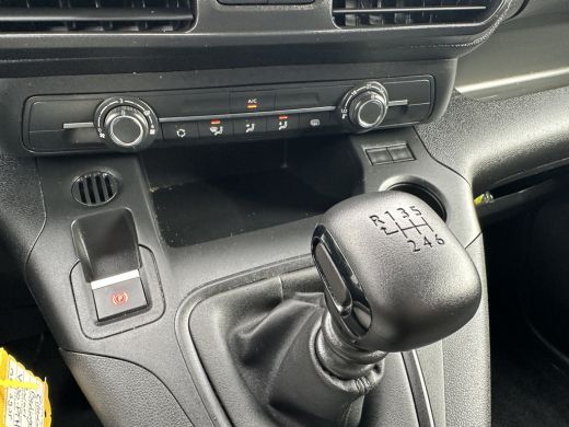 Citroën Berlingo 1.5 Hdi 102 PK / L1H1 / !! 6.491 KM !! / BIJRIJDERSBANK / CRUISE / AIRCO / APPLE CARPLAY / ANDROI... ActivLease financial lease