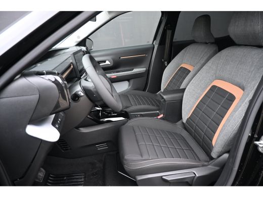 Citroën &euml;-C3 Aircross Plus 113pk Extended Range 54 kWh | 8 Jaar Garantie | Achteruitrijcamera | Draadloos Apple Carplay... ActivLease financial lease