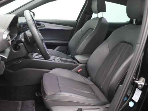 CUPRA Formentor 1.4 e-Hybrid Business 204PK DSG Panoramadak, Achteruitrijcamera, Keyless, Side assist, Alarm, 19'... ActivLease financial lease
