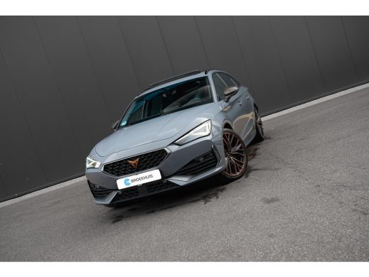 CUPRA Leon Sportstourer 1.4 e-Hybrid 245 PK VZ Performance Panoramadak | Achteruitrijcamera | Adaptive cruise control | D... ActivLease financial lease