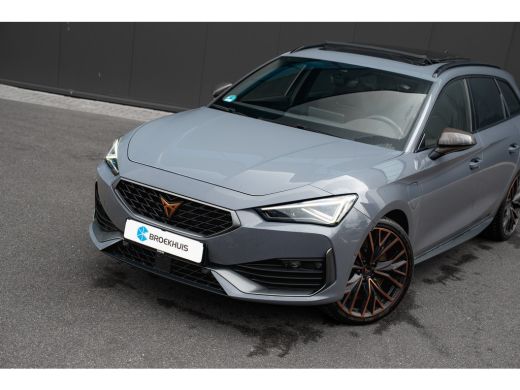 CUPRA Leon Sportstourer 1.4 e-Hybrid 245 PK VZ Performance Panoramadak | Achteruitrijcamera | Adaptive cruise control | D... ActivLease financial lease