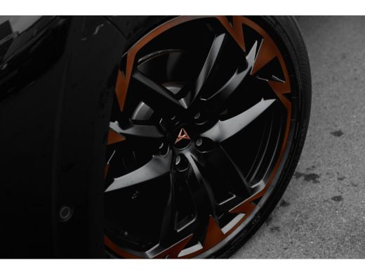 CUPRA Terramar 1.5 TSI e-Hybrid 272pk VZ Performance | Garantie t/m 2030 | Panoramadak | Trekhaak | Stoelen Elek... ActivLease financial lease