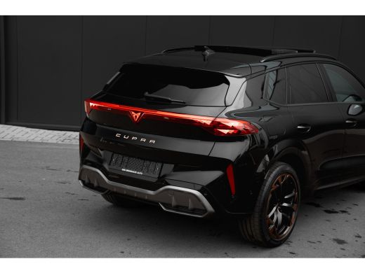 CUPRA Terramar 1.5 TSI e-Hybrid 272pk VZ Performance | Garantie t/m 2030 | Panoramadak | Trekhaak | Stoelen Elek... ActivLease financial lease