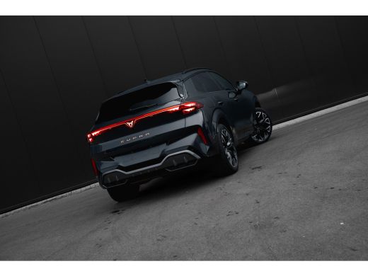 CUPRA Terramar 1.5 TSI e-Hybrid 272pk VZ Performance | Panoramadak | Trekhaak | 360 Camera | Stuur & Stoelverwar... ActivLease financial lease