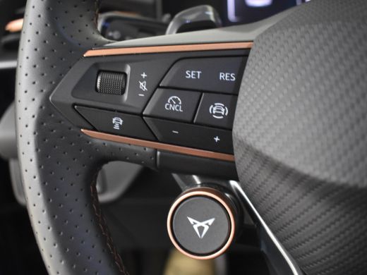 CUPRA Terramar 1.5 TSI e-Hybrid 272pk VZ Performance | Sennheiser sound sytem | Alcantara bekleding | Head-up di... ActivLease financial lease