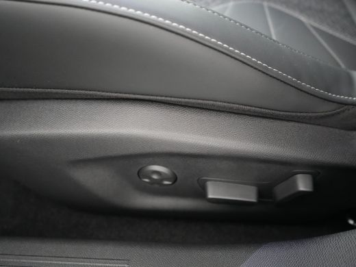 DS N&deg;4 E-Tense Pallas Comfort Tech Pack 58.3 kWh Demo deal! | Adaptieve cruise | 19 inch velgen | Camera... ActivLease financial lease