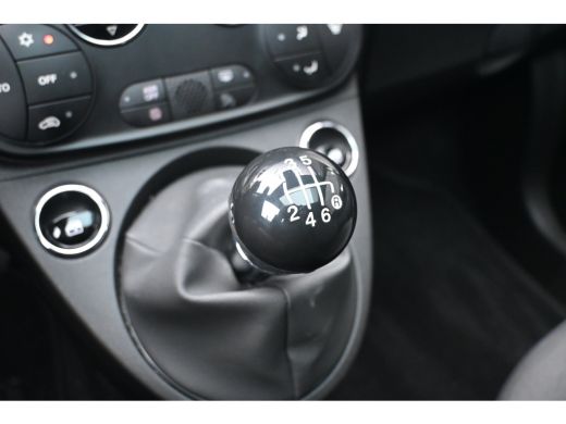 Fiat 500 1.0 Hybrid Dolcevita | Navigatie | Panoramadak | Climate Control | Parkeersensoren | Cruise Contr... ActivLease financial lease