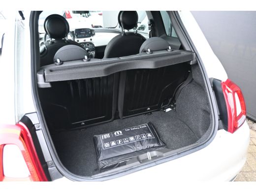 Fiat 500 1.0 Hybrid Dolcevita | Navigatie | Panoramadak | Climate Control | Parkeersensoren | Cruise Contr... ActivLease financial lease