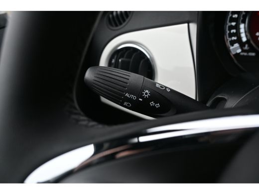 Fiat 500 1.0 Hybrid Dolcevita | Navigatie | Panoramadak | Climate Control | Parkeersensoren | Cruise Contr... ActivLease financial lease