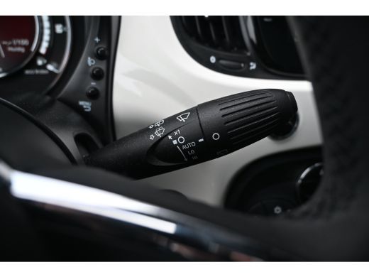 Fiat 500 1.0 Hybrid Dolcevita | Navigatie | Panoramadak | Climate Control | Parkeersensoren | Cruise Contr... ActivLease financial lease