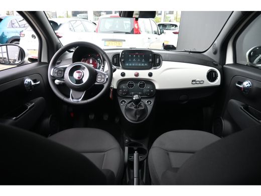 Fiat 500 1.0 Hybrid Dolcevita | Navigatie | Panoramadak | Climate Control | Parkeersensoren | Cruise Contr... ActivLease financial lease