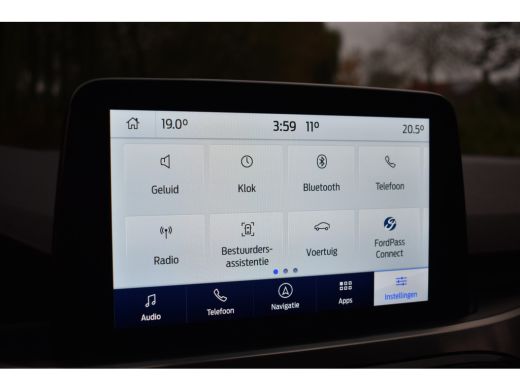 Ford Kuga 2.5 PHEV 225PK AUT. TITANIUM NAVI/CAMERA/CARPLAY/TREKHAAK ActivLease financial lease