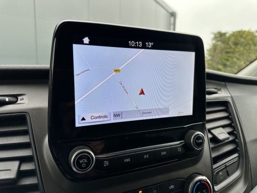 Ford Transit Custom 2.0 TDCI / L1H1 / 1e EIG. / 2.500 KG AHG / CAMERA / TREKHAAK / CRUISE / AIRCO / NAVI / STOELVERW. ActivLease financial lease