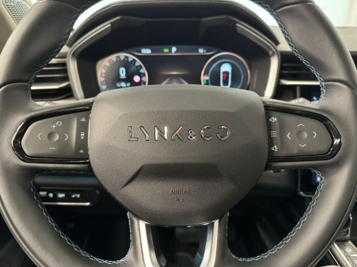 Lynk & Co 01 1.5 | 360&deg; camera | Achteruitrijcamera | Apple Carplay/Android Auto|telefoonintegratie premium ActivLease financial lease