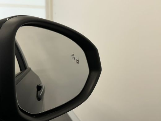 Lynk & Co 01 1.5 | 360&deg; camera | Achteruitrijcamera | Apple Carplay/Android Auto|telefoonintegratie premium ActivLease financial lease