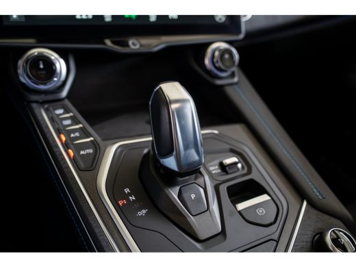 Lynk & Co 01 1.5 | Achteruitrijcamera | Airco (automatisch) | Apple Carplay/Android Auto|telefoonintegratie pr... ActivLease financial lease