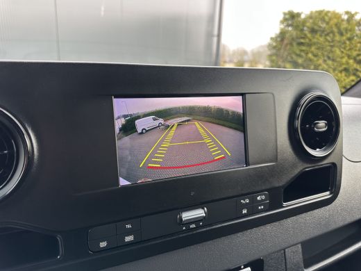 Mercedes-Benz Sprinter 319 CDI 191 PK 9G-TRONIC / BAKWAGEN / LAADKLEP / 17.571 KM !! / LED / 1e EIG. / ZIJDEUR / CAMERA ... ActivLease financial lease