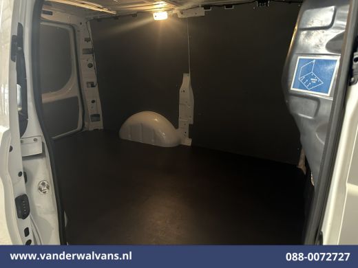 Mercedes-Benz Vito 110 CDI L2H1 Euro6 Airco | Camera | Navigatie | Apple Carplay | Cruisecontrol Android Auto, Achte... ActivLease financial lease